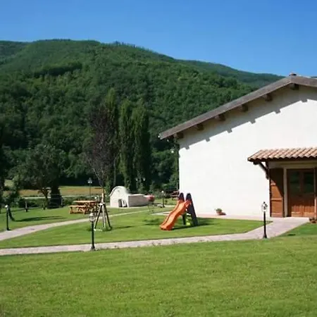 Azienda Agrituristica La Valle Del Sambuco Farm stay *
